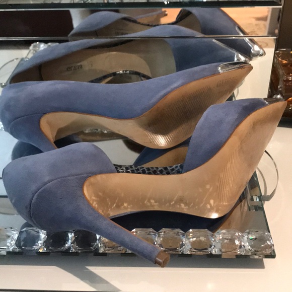 A pair of heels - Picture 7 of 8